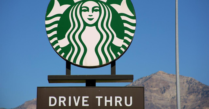 KI Service Starbucks Logo Drive Thru Schild