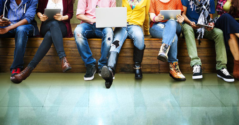 Generation Z – Wie Händler jetzt ihre Strategien anpassen sollten [5 Lesetipps]